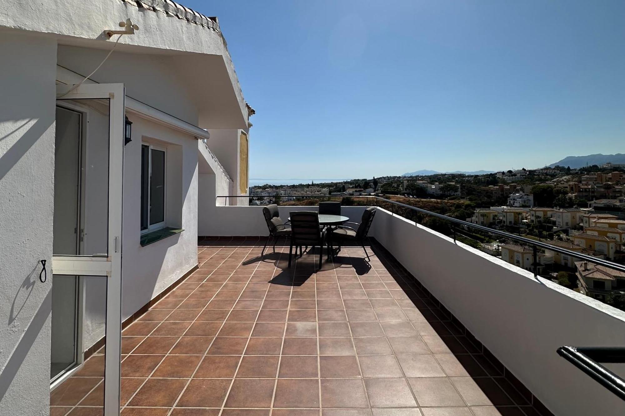 شقة Luminoso Atico Duplex Con Vistas Al Mar مالقة المظهر الخارجي الصورة